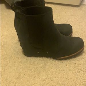 Sorel Leah boots size 6.5